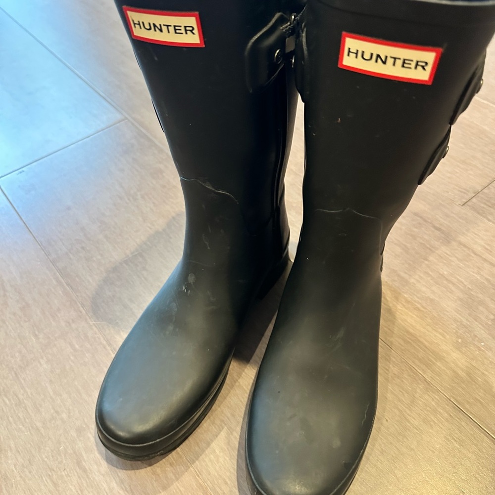 Hunter Classic Black Mid Height Boot